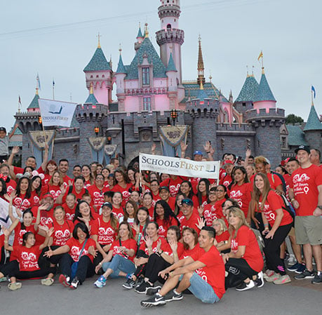 CHOC Walk Disneyland volunteers